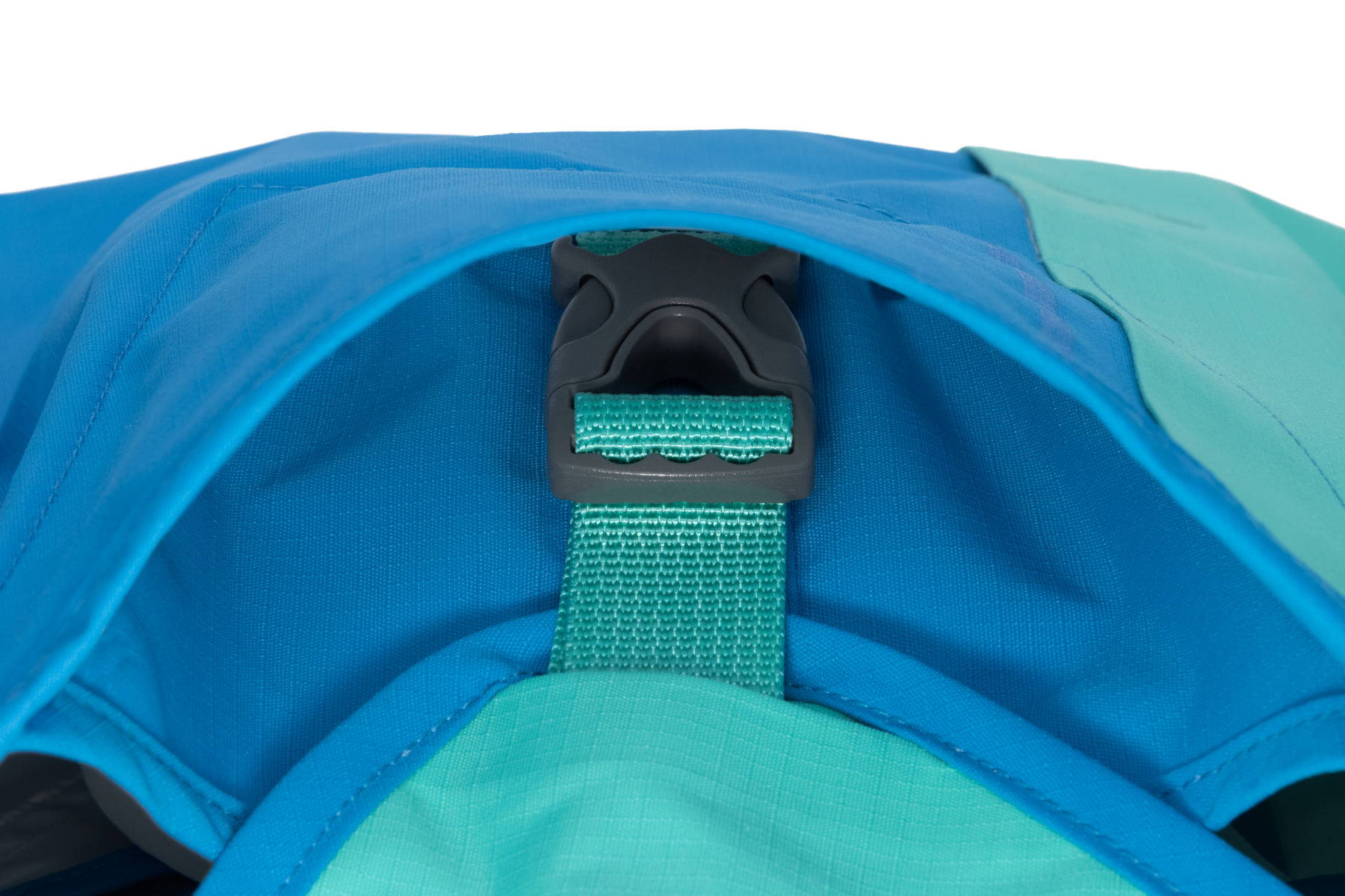 05303-Sun-Shower-Blue-Dusk-Buckle-Detail-SMALL.png
